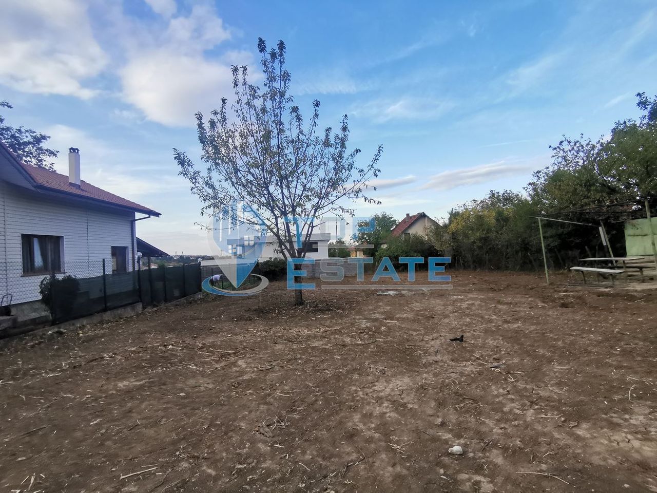 Продава се Парцел в с. Арбанаси, Област Велико Търново - 950 кв.м за 33 €/кв.м - Снимка #1
