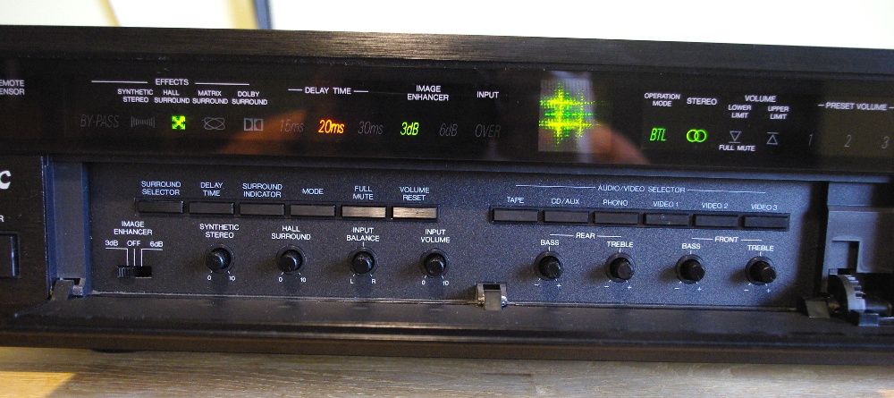 NEC AV-350E surround (quadro) si tuner