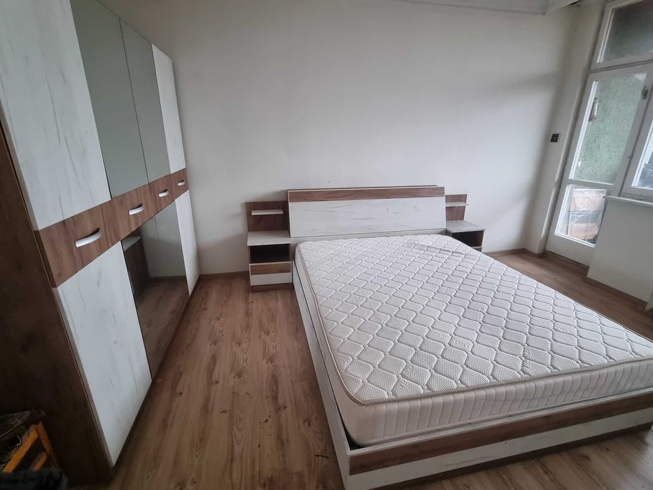 Комплект спалня с матрак