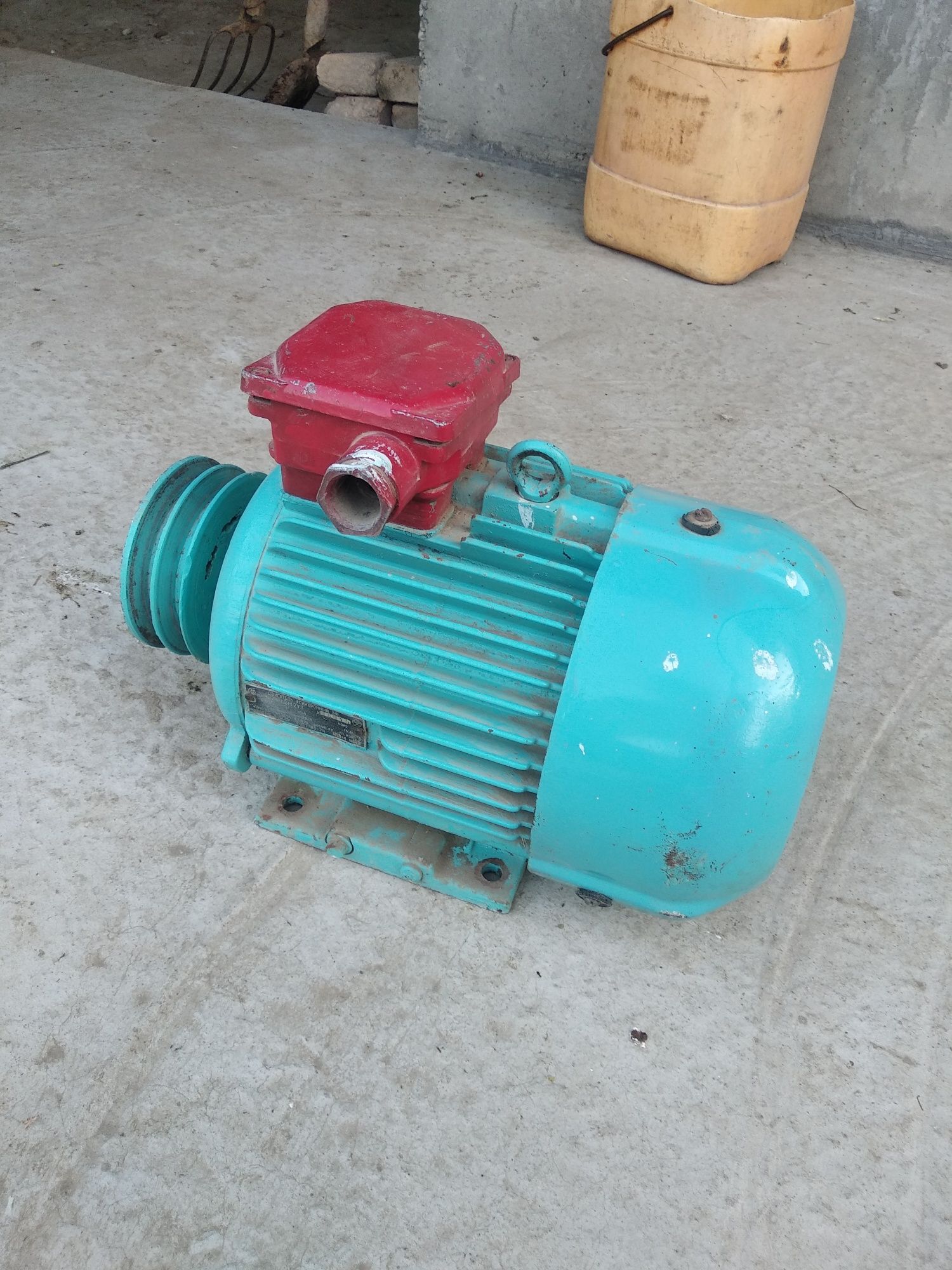 Elektra mator 3000 Ob/min 5 KW