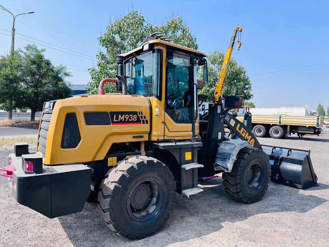 Фронтальный Погрузчик Lugong LM 938