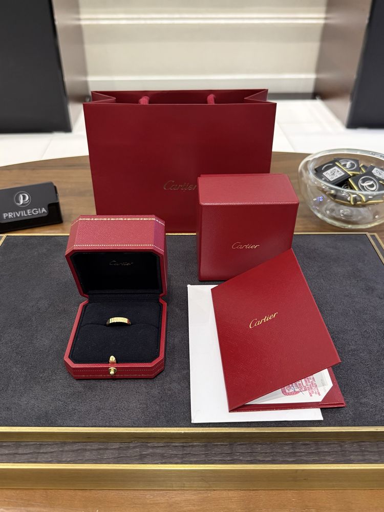 NEW Кольцо Cartier LOVE Small Model B408500 YG
