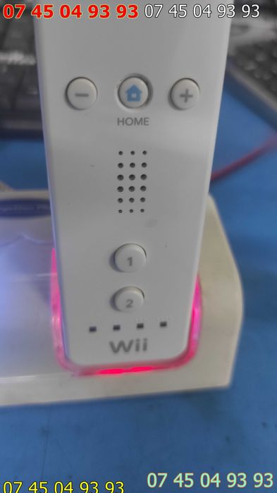 statie incarcare controlere de WII se vinde numai statia cu cablu usb