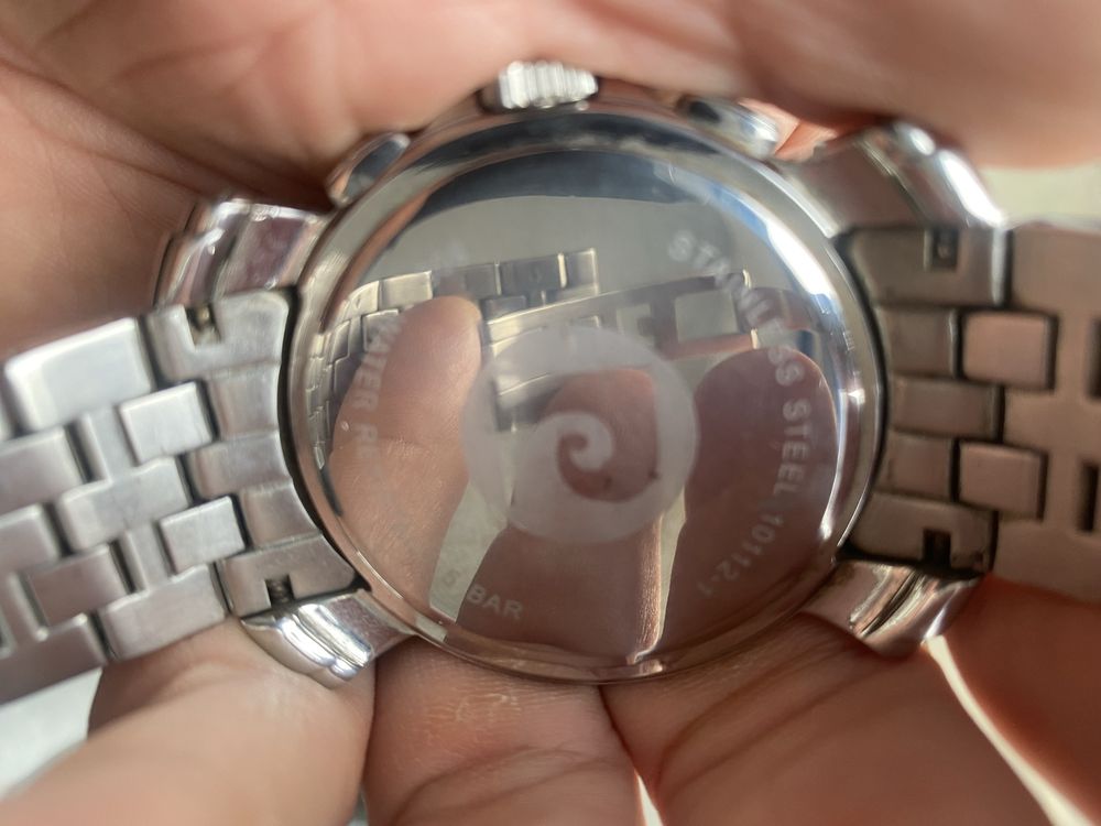 Часовник Pierre Cardin