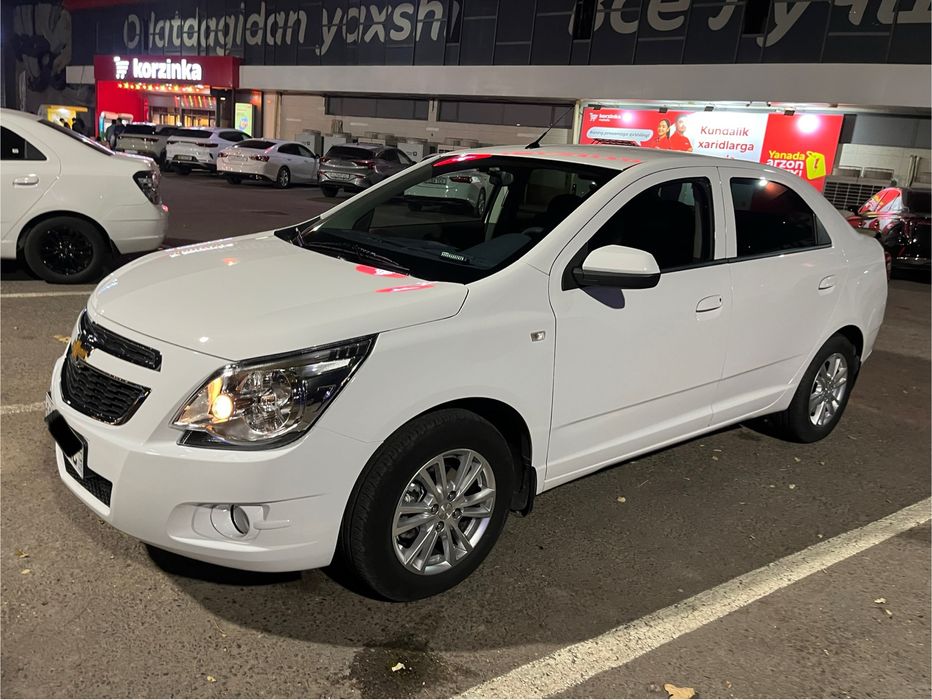 Кобальт 2025 автомат сотилади