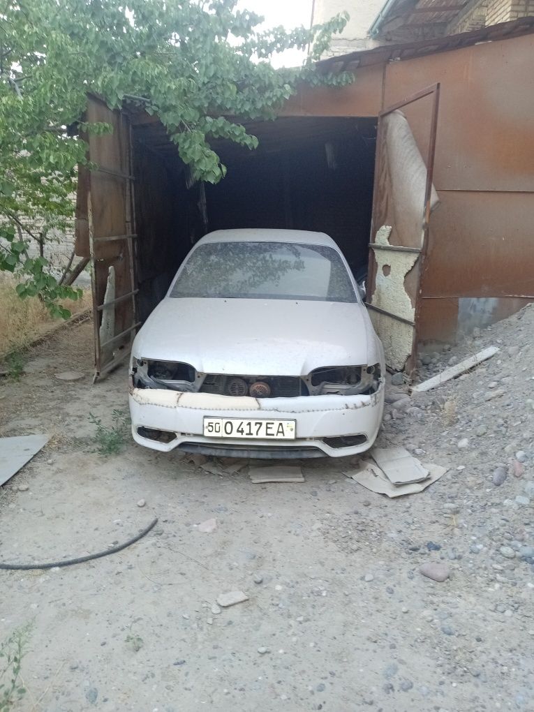 Hyundai sonata sotiladi
