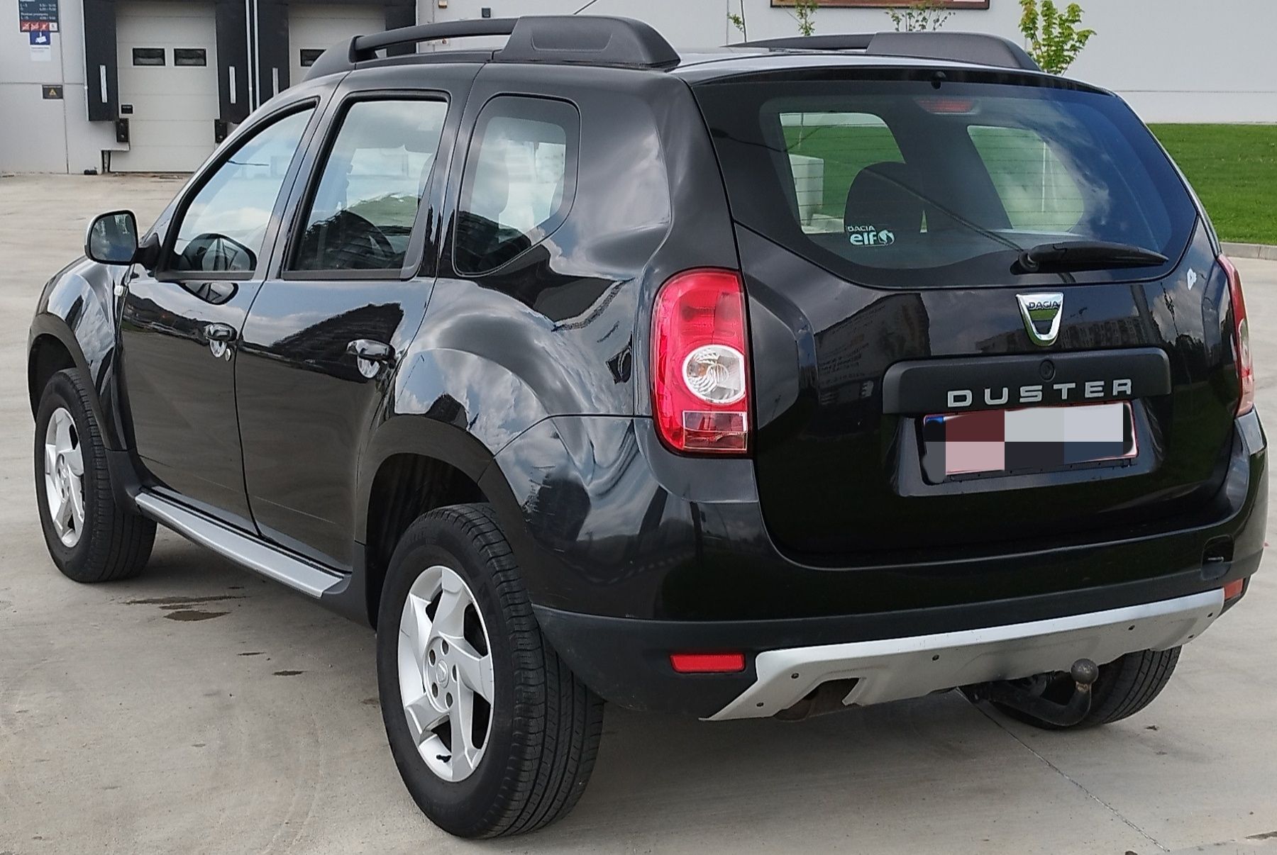 Dacia Duster 1.6  4x4.   2012