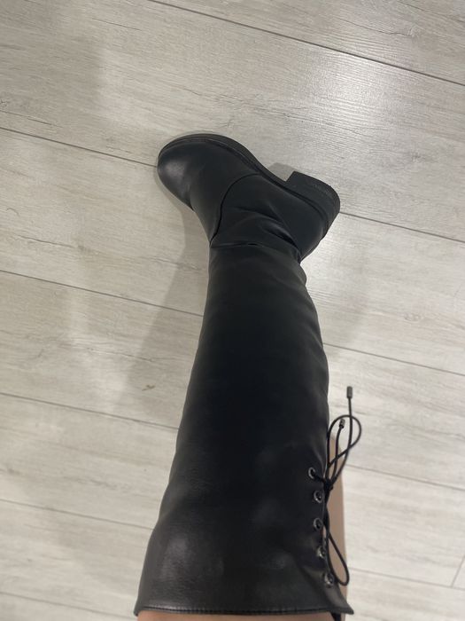 Зимние сапоги размер 36 в отличном состояний