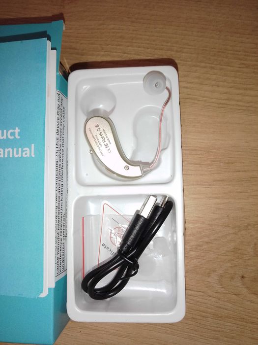 Продавам чисто нов слухов апарат