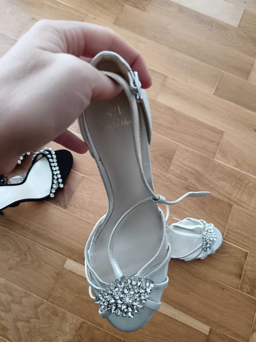 Sandale pentru mireasa