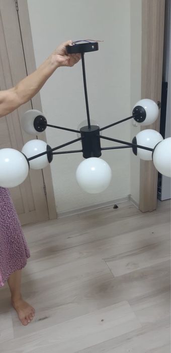 Продается люстра