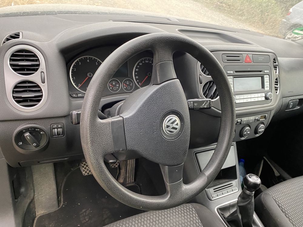 Fuzetă dreapta față Volkswagen Tiguan 2.0 TDI