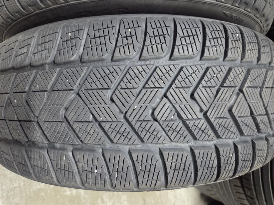 Set 4 anvelope SH iarna Pirelli 235/50/18 dot 2019-2022