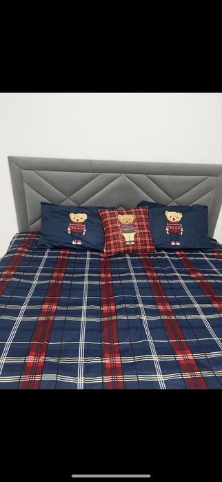Продам двуспальную кровать