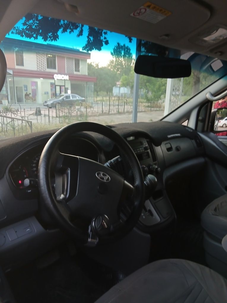 Срочно продаётся- Hyunday Starx Grand H-1