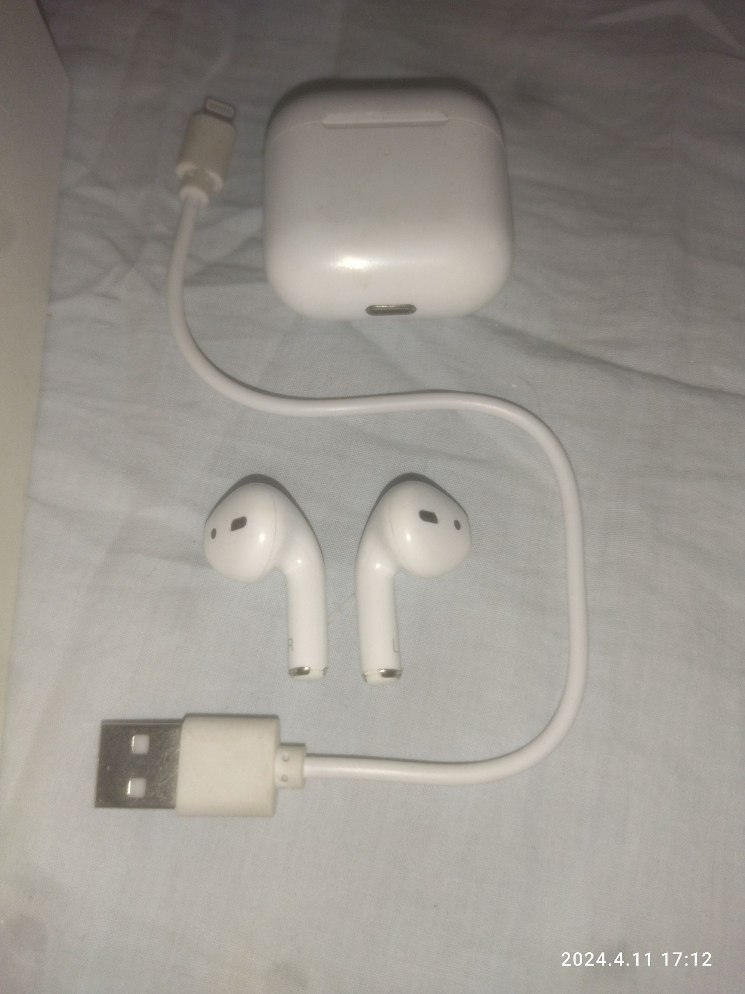 Airpods sotiladi