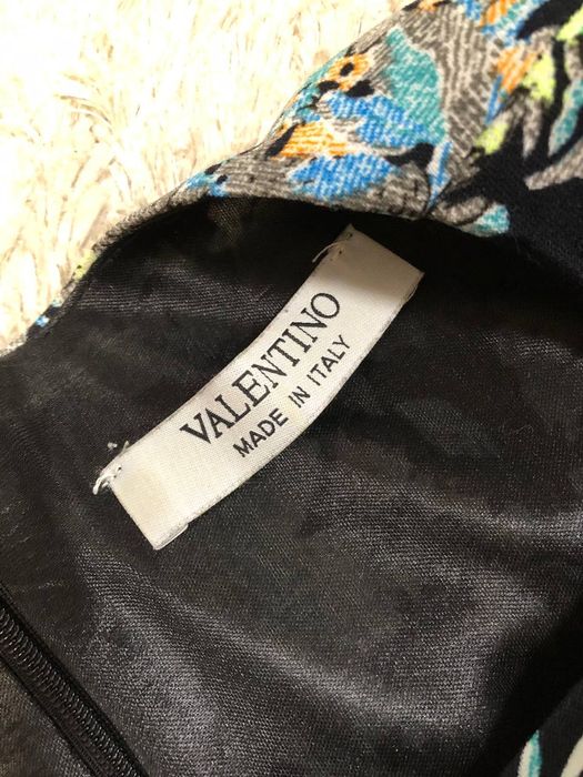 нежное женское платье