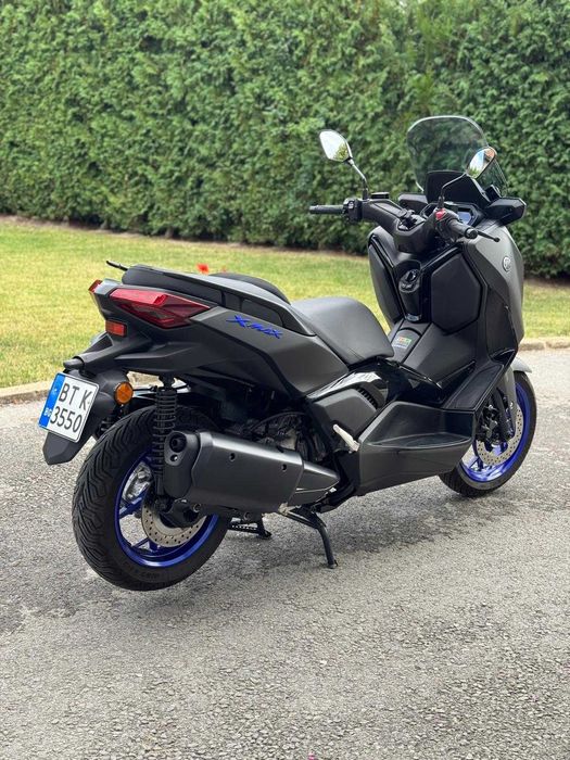 Yamaha X-max 300