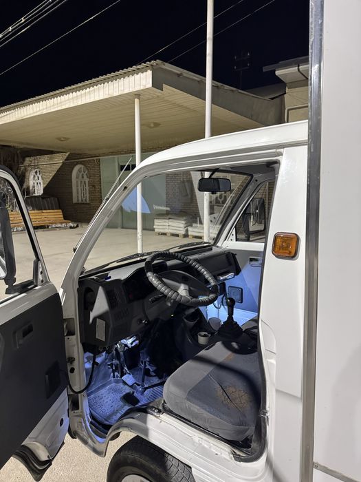 2017 йилда ишлаб чикарилган Лабо афтомашинаси сотилади