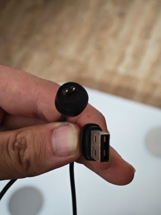 Mi Band 6 + допълнителна каишка мартеница