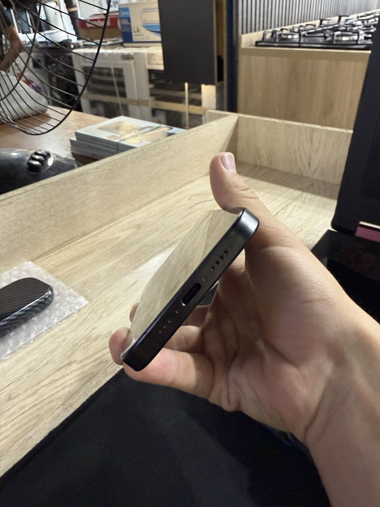 Iphone 15 pro 128Gb 93% 128Gb
