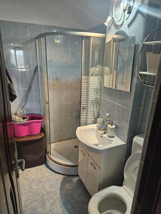 Vand apartament cu doua camere in Orasul Titu