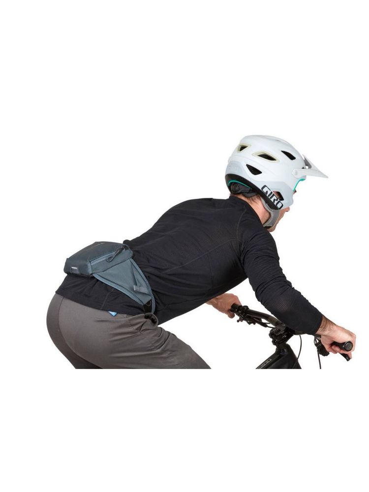 Поясная сумка Thule Rail Hip Pack новая.