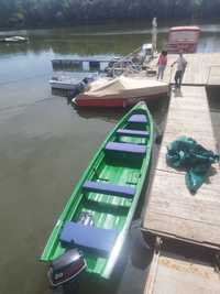 Vand barca cu motor pentru pescuit si agrement - 7 metri