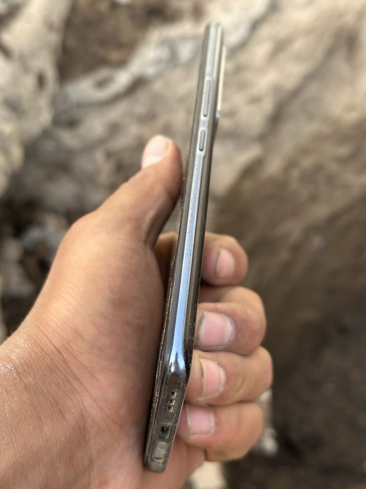 Vivo Y20s есть торг в отличном состоянии обмен не интересует