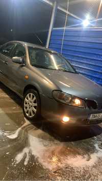 Vand nissan almera 1.5 Pret fix