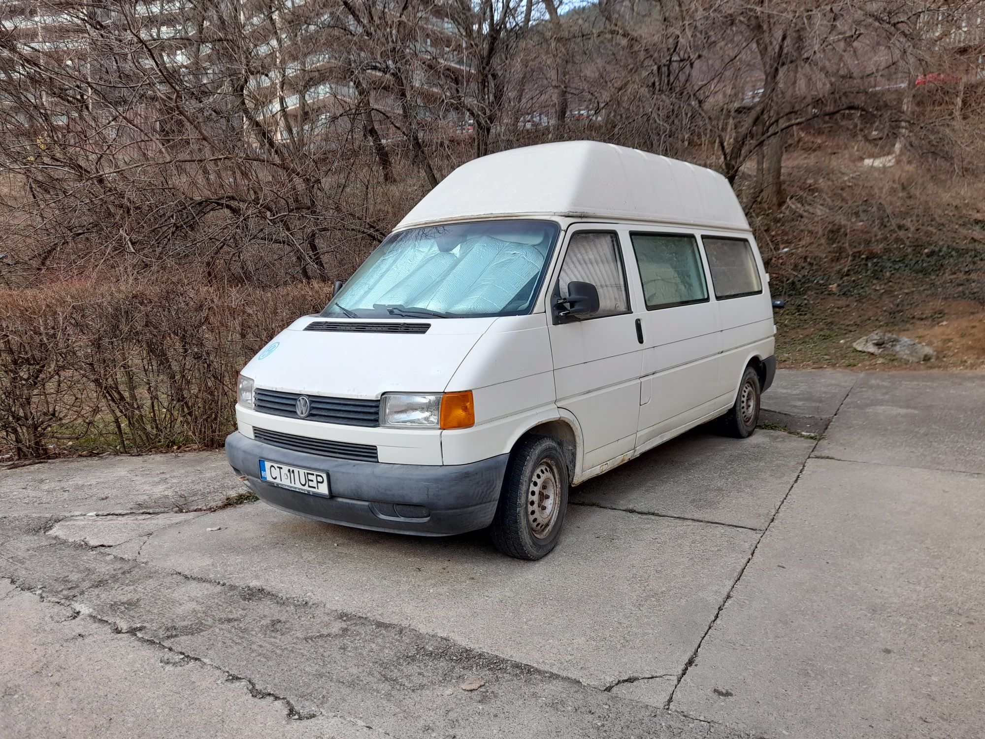 VW. T4. Autorulot .cu 9 locuri ,7 rabatabile-detasabile