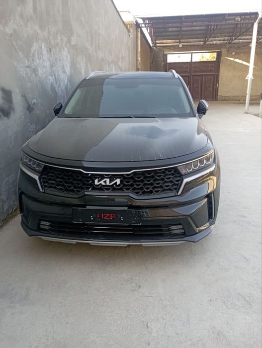 Kia Sarento 7talik sotiladi