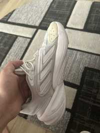 Vand Adidas Ozelia