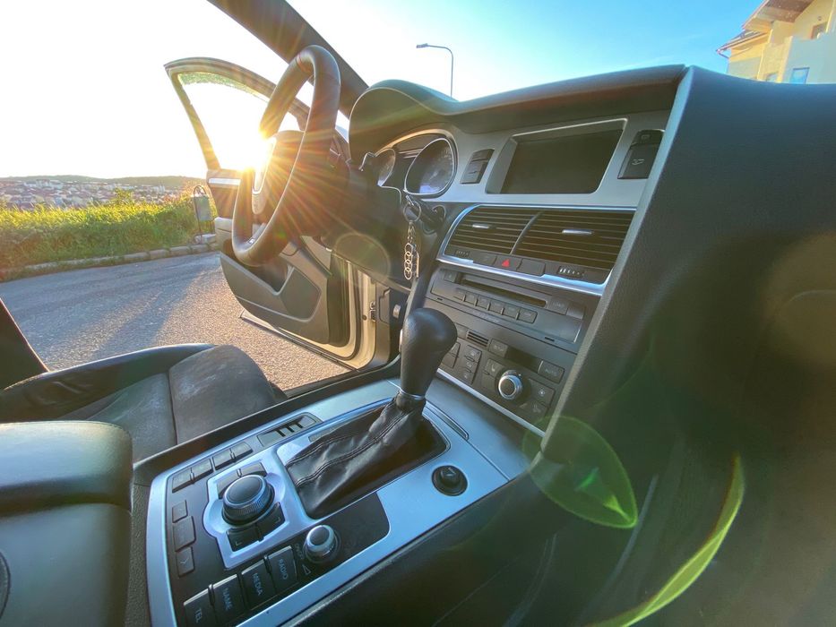 De vanzare Audi Q7 S-Line