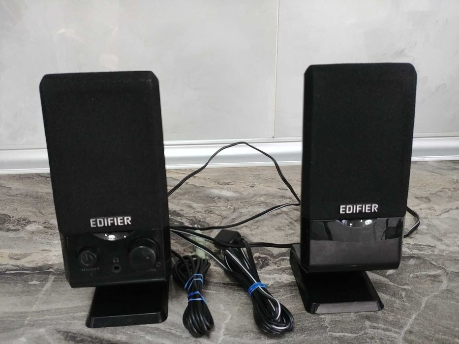 Колонки Edifier M1250 — отличное качество звука, состояние новое!