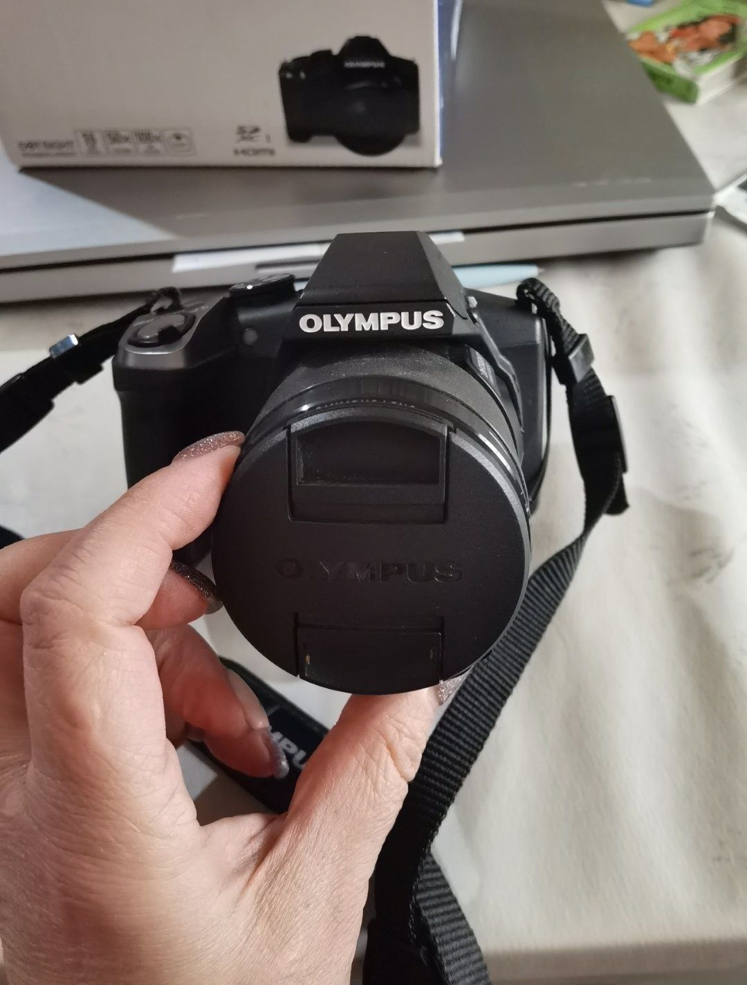 Фотоапарат Olympus SP-100EE