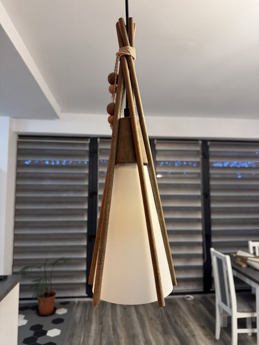 Set corpuri de iluminat