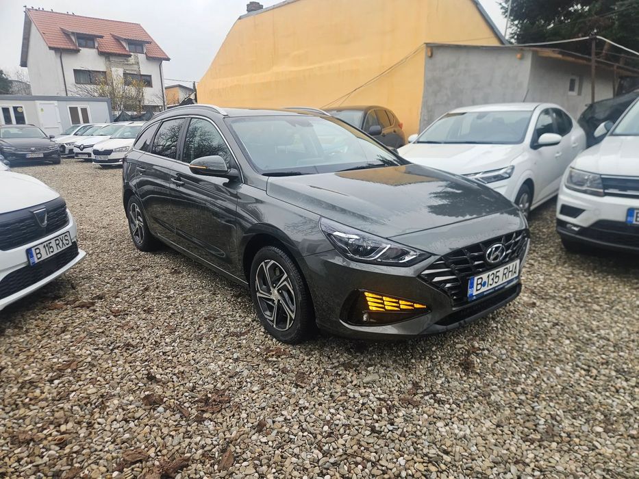 Hyundai I30 1.5 Benzina aspirat clasic fiabil CumpRoNouLeasingOperational TVA ded