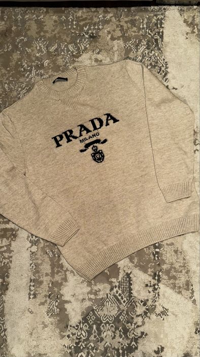 Pulover Prada XXL