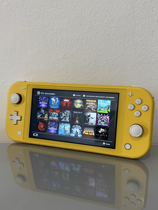 Nintendo Switch Lite чипованный + 128 ГБ + зарядка оригинал
