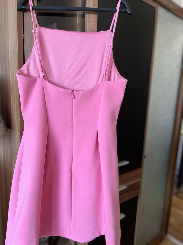 Рпкля Zara бонбонено розова размер ХС