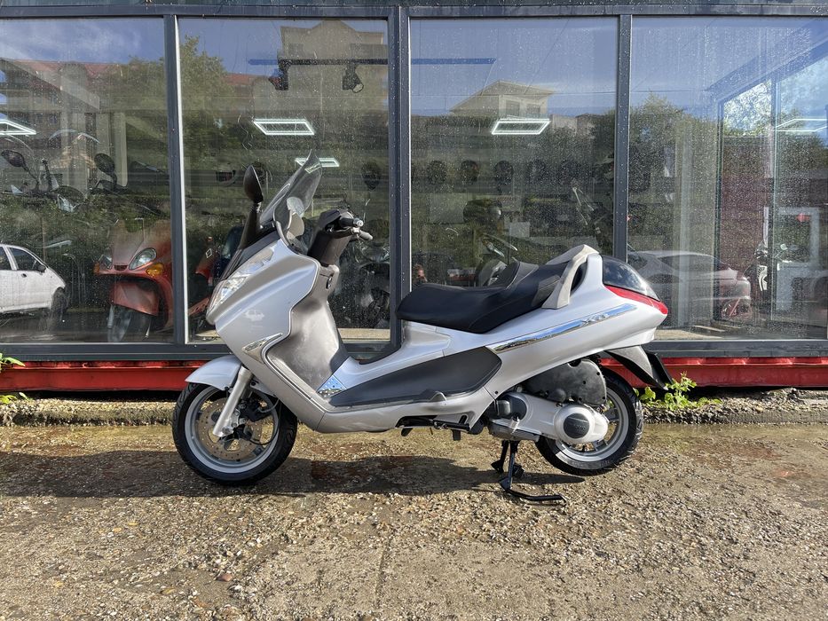 Scuter Piaggio X8 125 cc