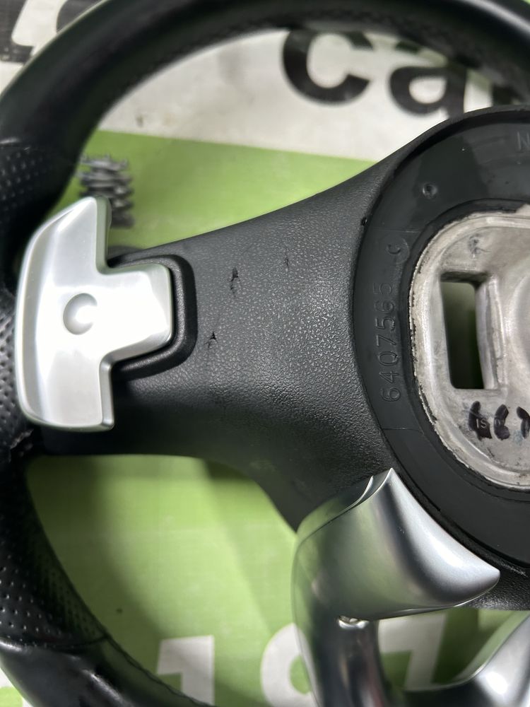 Volan din piele cu padele si comenzi Mercedes W213