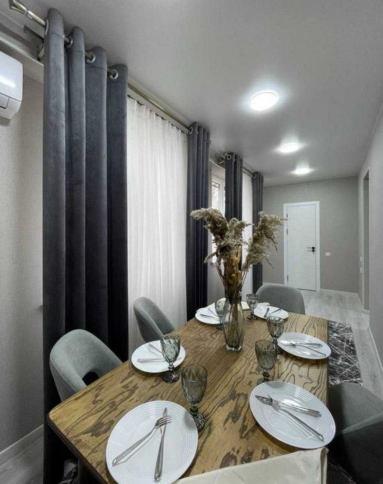 Продается 3-комнатная квартира на Ц-1 ( 64-школа) ID: 4279