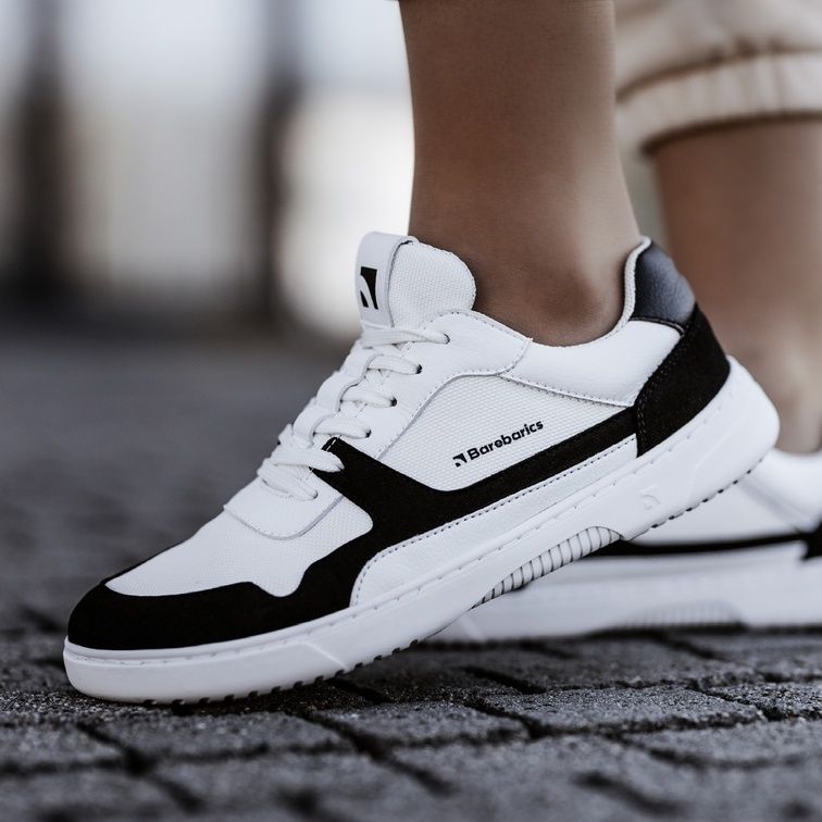 Barebarics zing black/white unisex 43