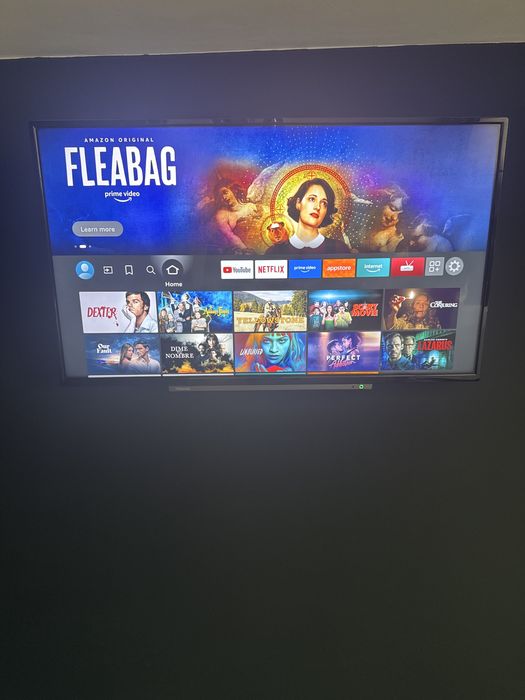 Vand tv toshiba 4k UHD 109 cm