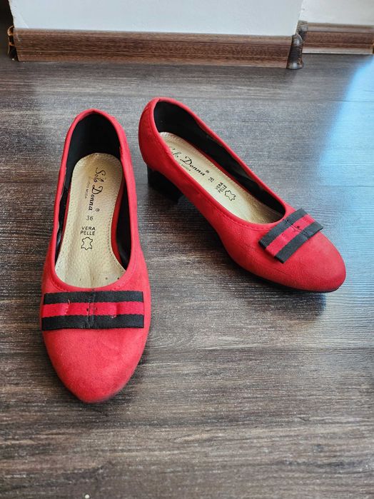 Pantofi rosii cu fundita 36