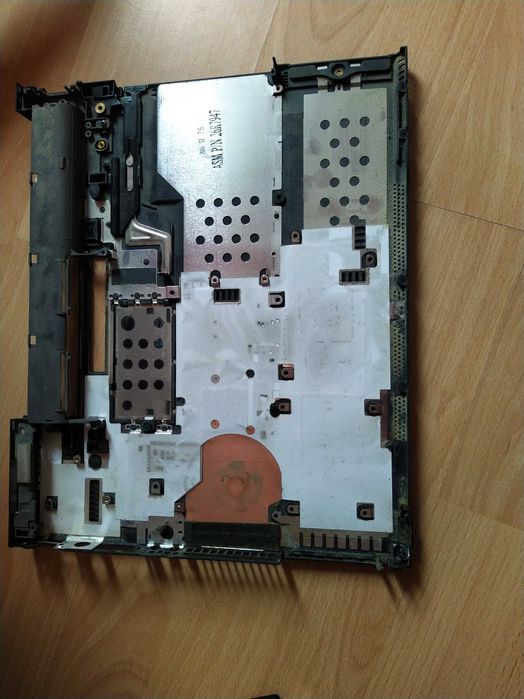 IBM T41 на части