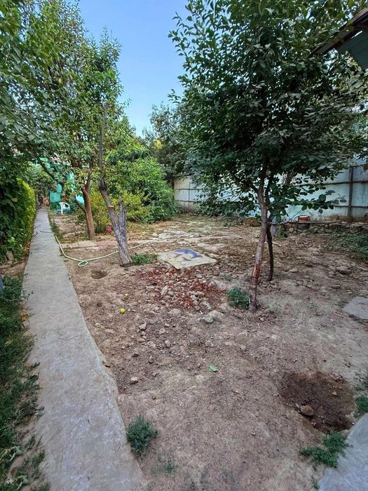 Метро Хамза улица Мукими продаю участок 4.3 сотки