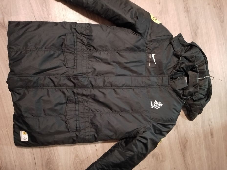 Мъжко спортно яке Nike